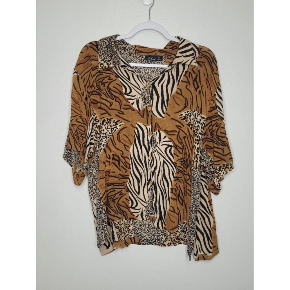 Phool brown black mixed animal print short sleeve button front top size 2x